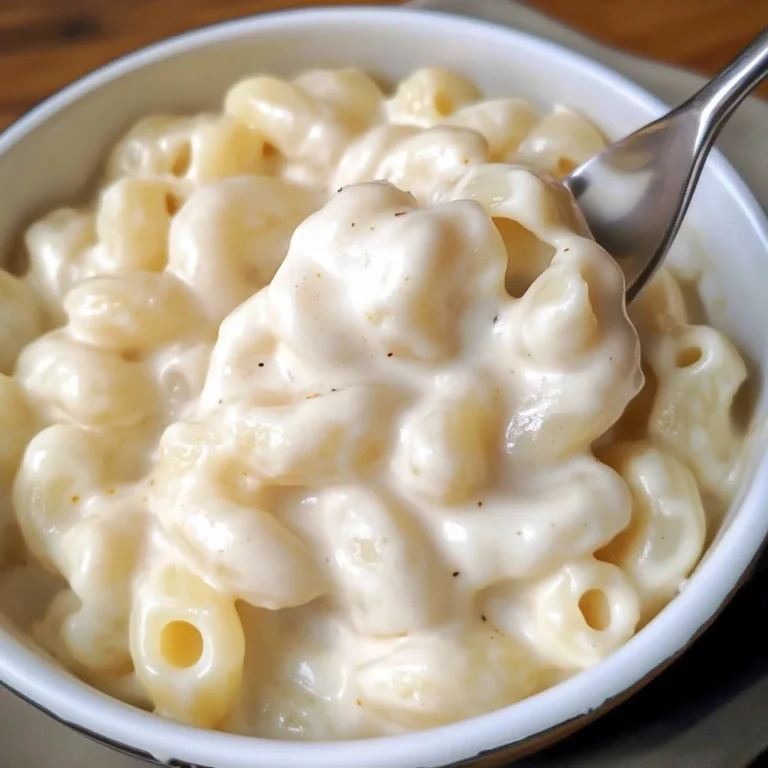 White Cheddar Mac and Cheese (Panera Copycat)